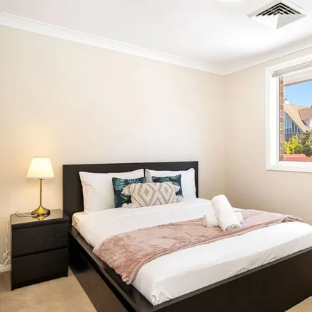 Image 7 - Turramurra NSW 2074, Australia - House for rent