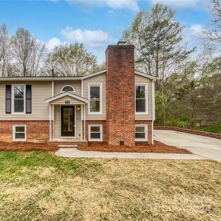 Buy this 4 bed house on 1889 Oak Hollow Road in East Gastonia, Gastonia