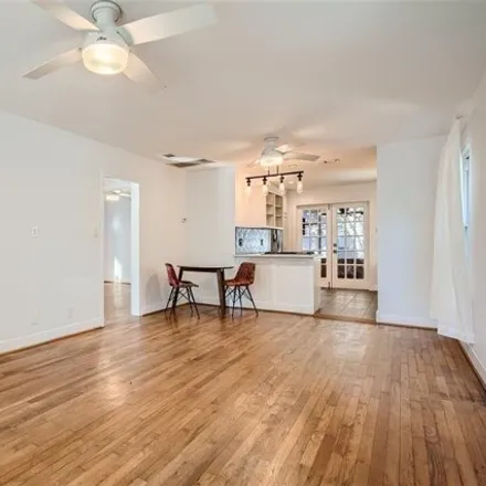 Image 3 - 1716 South 5th Street, Austin, TX 78704, USA - House for sale