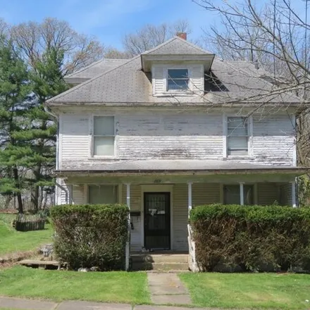 Buy this 4 bed house on 169 Western Avenue in Mansfield, OH 44906