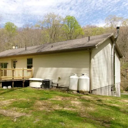 Image 6 - 536 Pinch Gut Hollow Road, Fairmont, WV 26554, USA - House for sale