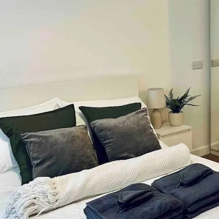 Rent this 1 bed apartment on London in UB5 4QZ, United Kingdom