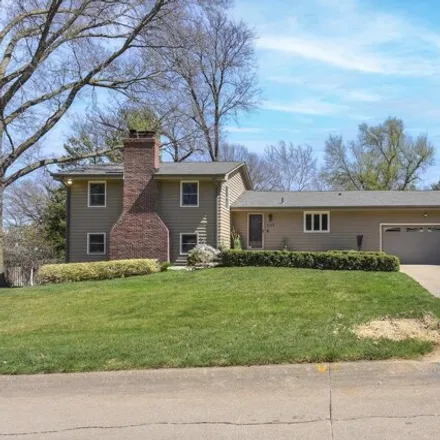 Buy this 4 bed house on 2443 South 100th Street in Omaha, NE 68124