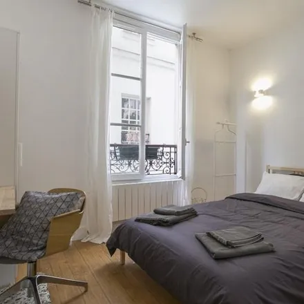 Rent this studio apartment on 17 Rue de Sévigné in 75004 Paris, France