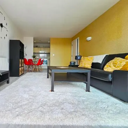 Image 4 - Riverside Apartments: Millau &amp; Clifton blocks, Kelham Island, Sheffield, S3 8SD, United Kingdom - Room for rent