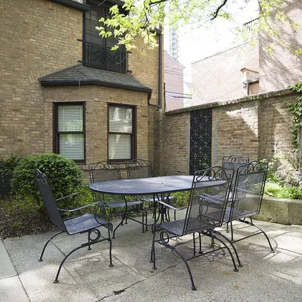 Rent this 2 bed apartment on 3rd Coast Cafe in 1260 North Dearborn Parkway, Chicago