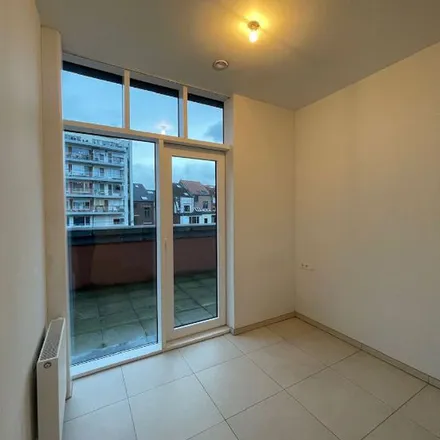 Rent this 2 bed apartment on Zeventuinen Y in Arnould Nobelstraat, 3000 Leuven
