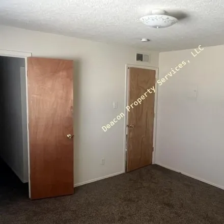 Image 9 - 12025 Menaul Boulevard Northeast, Enchanted Park, Albuquerque, NM 87112, USA - House for rent