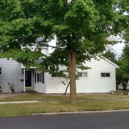 Buy this 4 bed house on 1121 East Gaylord Street in Mount Pleasant, MI 48858