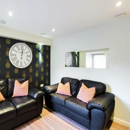 Rent this 4 bed townhouse on Signal Radio Car Park in Stoke Road, Stoke