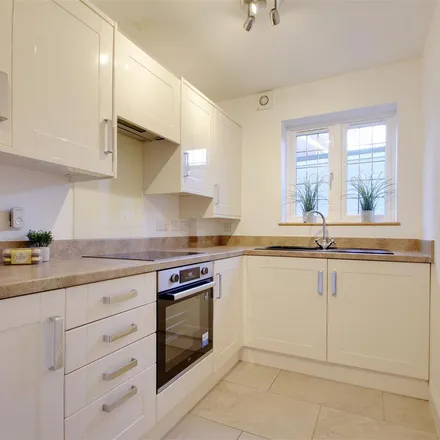 Rent this 3 bed apartment on Mill Road in Worthing, BN11 4JJ