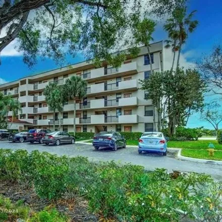 Image 2 - Carambola South circle, Coconut Creek, FL 33066, USA - Condo for sale