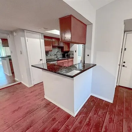 Buy this 2 bed condo on 5061 Mittlesteadt Road in Harris County, TX 77069