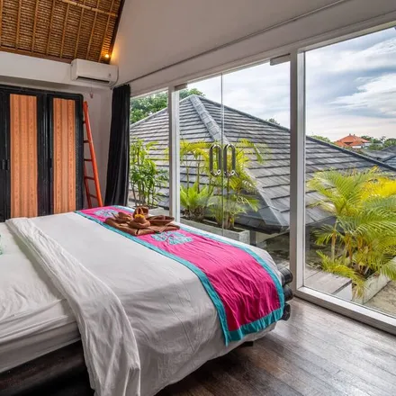 Rent this 4 bed house on Seminyak 80033 in Bali, Indonesia