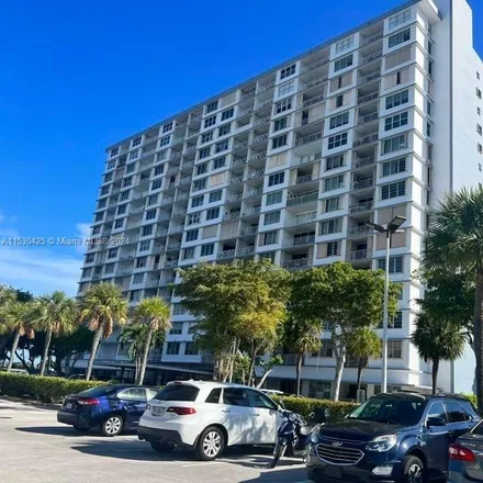 Rent this 3 bed condo on 1865 79th Street Causeway