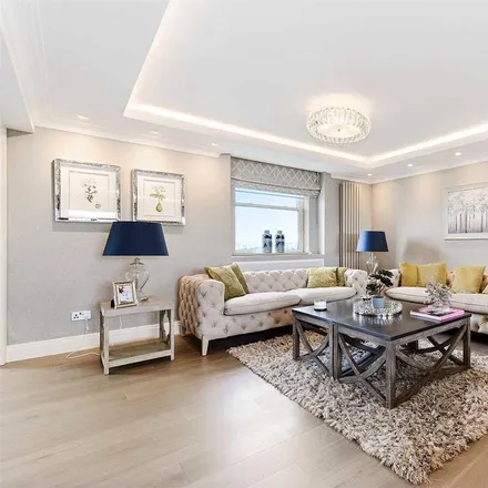 Rent this 5 bed apartment on Boydell Court in London, NW8 6NG