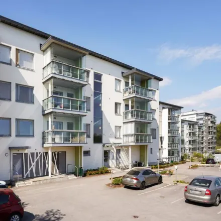 Rent this 3 bed apartment on Ylitilantien päiväkoti in Ylitilantie 5, 01800 Klaukkala