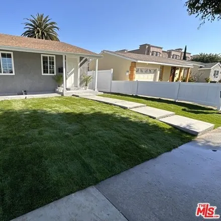 Image 3 - 3729 West 116th Street, Hawthorne, CA 90250, USA - House for sale