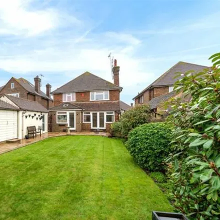 Image 3 - George V Avenue, Goring-by-Sea, BN11 5RW, United Kingdom - House for sale