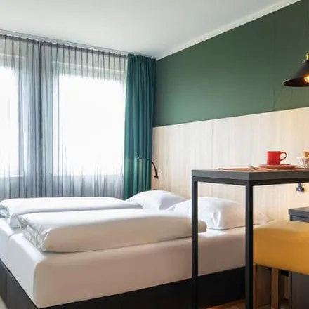 Image 8 - Achat Comfort Hotel, Delitzscher Straße 1, 40789 Monheim am Rhein, Germany - Apartment for rent