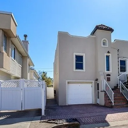 Buy this 4 bed house on 138 Belmont Avenue in City of Long Beach, NY 11561