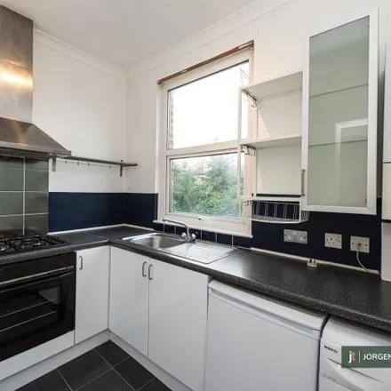 Image 3 - Shakespeare Road, London, W3 6DW, United Kingdom - Apartment for rent
