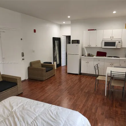 Image 2 - 1345 Pennsylvania Avenue - Apartment for rent