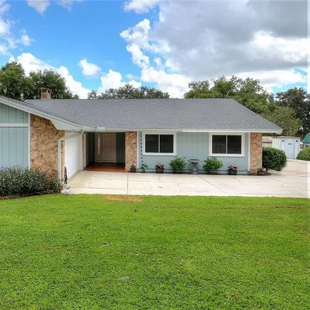 Buy this 3 bed house on 187 East Lake Drive in Polk County, FL 33844