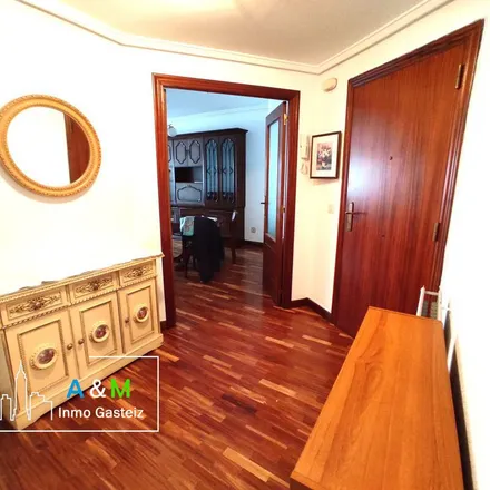 Rent this 3 bed apartment on Buztinzuri kalea/Calle Bustinzuri in 14, 01008 Vitoria-Gasteiz