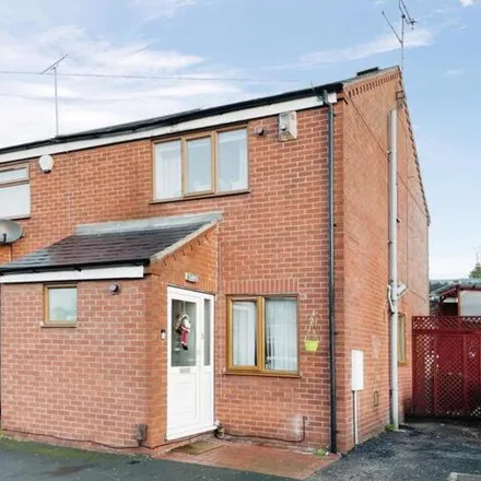 Buy this 2 bed duplex on Newland Street West in Lincoln, LN1 1QU