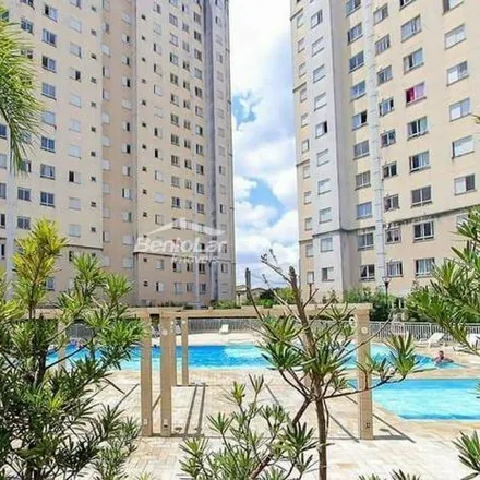 Rent this 2 bed apartment on Avenida Guarulhos in Centro, Guarulhos - SP