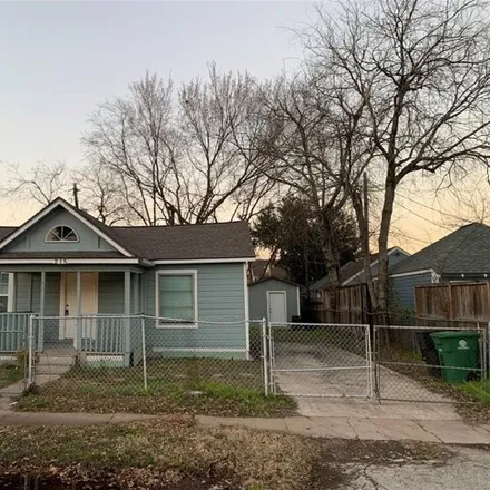 Rent this 2 bed house on 269 East 25th Street in Houston, TX 77008