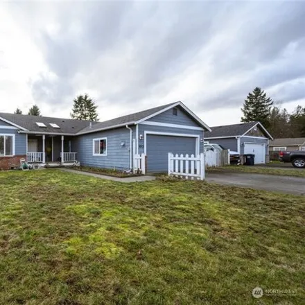 Buy this 3 bed house on 1914 Main Street in Lynden, WA 98264
