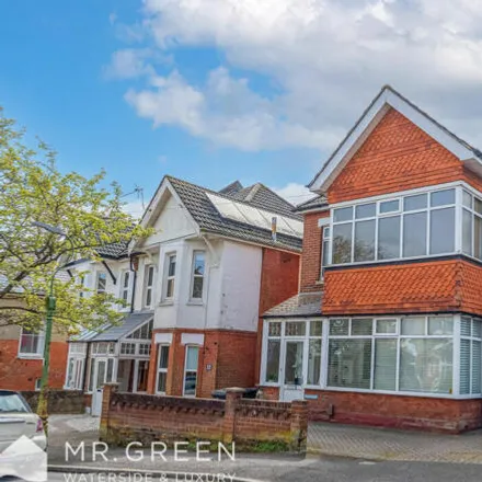 Image 1 - 4, 6 Sunnyhill Road, Bournemouth, Christchurch and Poole, BH6 5HP, United Kingdom - House for sale