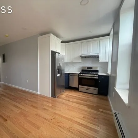 Rent this 2 bed house on 159 9th St Unit 2 in Brooklyn, New York