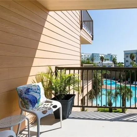 Buy this 1 bed condo on Maravilla Resort Condominiums in 9520 Seawall Boulevard, Galveston