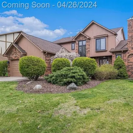 Image 2 - 2159 Kennedy Drive, Rochester Hills, MI 48309, USA - House for sale