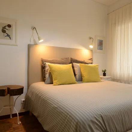 Rent this 1 bed apartment on Rua do Barão de Forrester 645 in 4050-272 Porto, Portugal