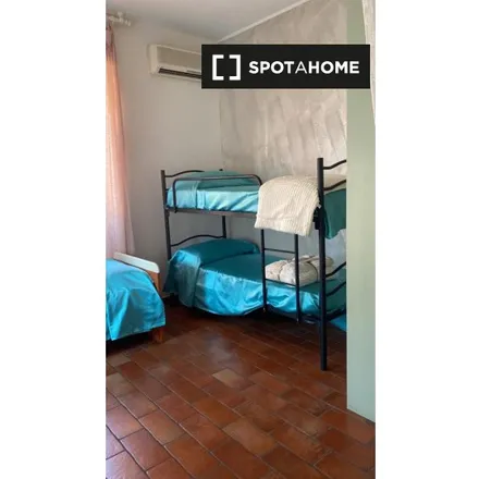 Image 2 - Via Sofonisba Anguissola, 20146 Milan MI, Italy - Room for rent