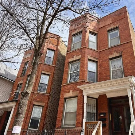 Buy this 8 bed house on 3343 North Sheffield Avenue in Chicago, IL 60657