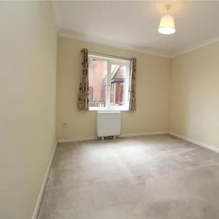 Image 4 - Ardleigh Court, Chelmsford Road, Brentwood, CM15 8RQ, United Kingdom - Room for rent