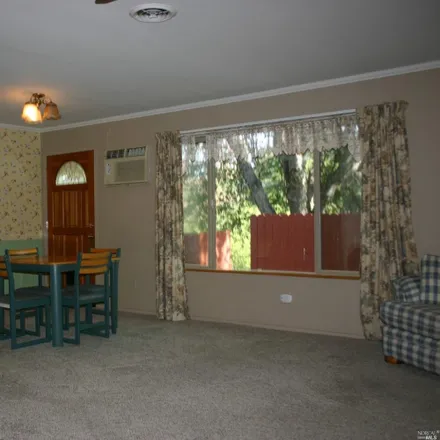 Image 5 - 941 Central Park Avenue, Lakeport, CA 95453, USA - House for sale