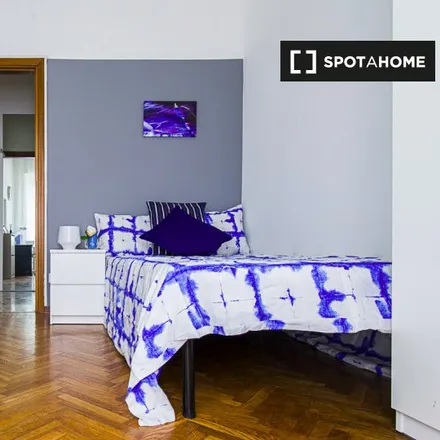 Rent this 3 bed room on Piazzale Medaglie d'Oro in 20135 Milan MI, Italy