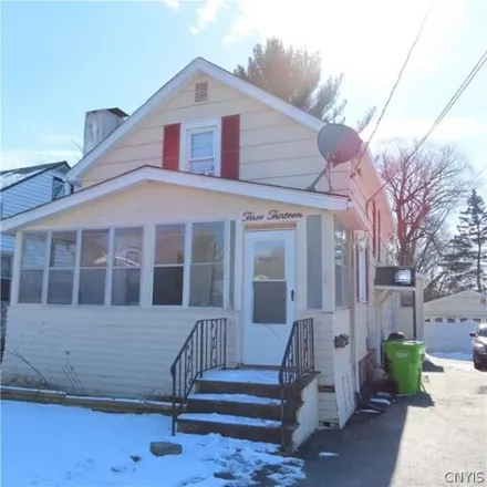 Buy this 3 bed house on 313 1/2 Garden City Drive in City of Syracuse, NY 13211