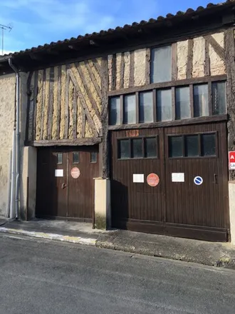 Buy this studio house on 20 Boulevard du Maréchal Leclerc in 47800 Miramont-de-Guyenne, France
