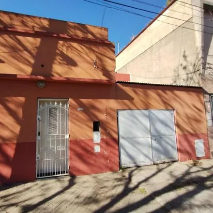 Buy this 2 bed house on Entre Ríos in Tiro Suizo, Rosario