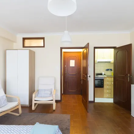 Image 3 - Rua de Chaimite, 4050-503 Porto, Portugal - Apartment for rent