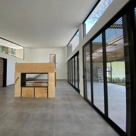 Buy this 4 bed house on Privada Vega de los Sauces in Avandaro, 51239 Avandaro