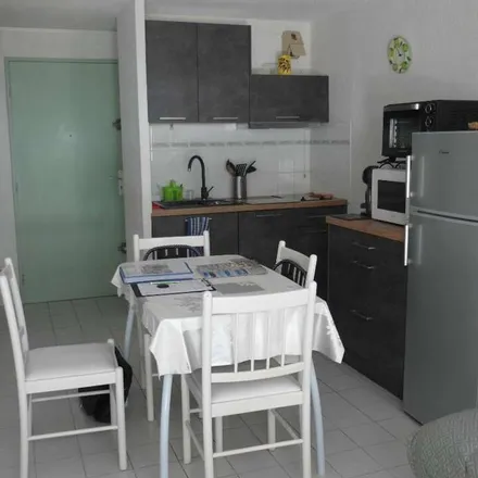 Image 7 - Chemin du Cayrou, 34300 Agde, France - Apartment for rent