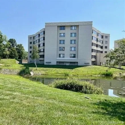 Buy this 2 bed condo on Parking Garage in 12 Oaks Crescent Drive, Novi